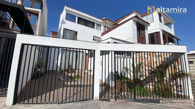 Casa en venta en Iquique — foto 1