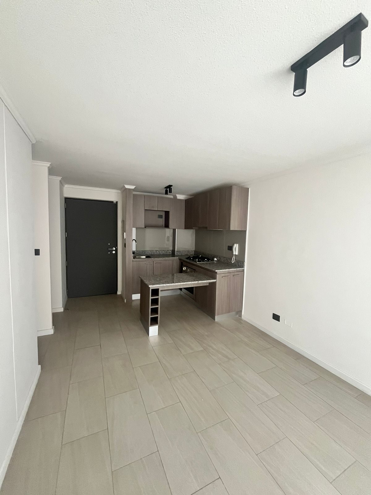 Departamento en arriendo en La Cisterna — foto 1