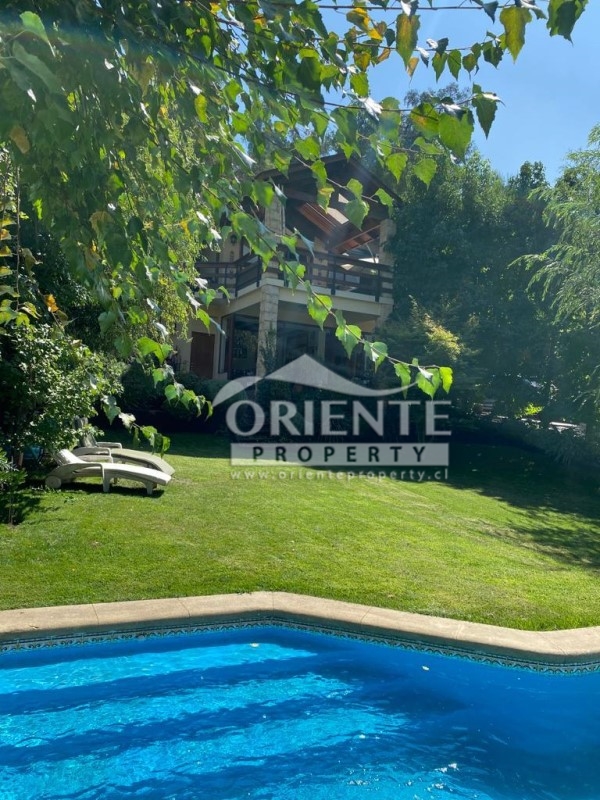 Casa en venta en Lo Barnechea — foto 2