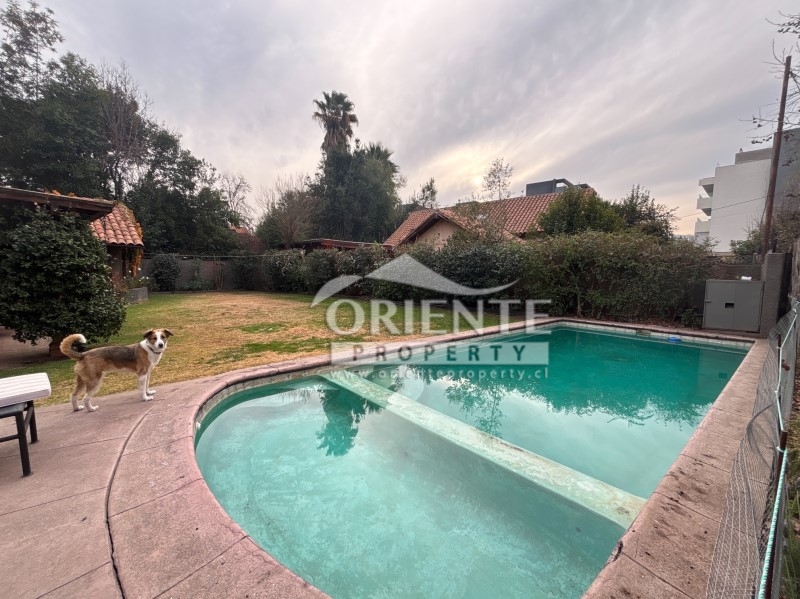 Casa en venta en Lo Barnechea — foto 1