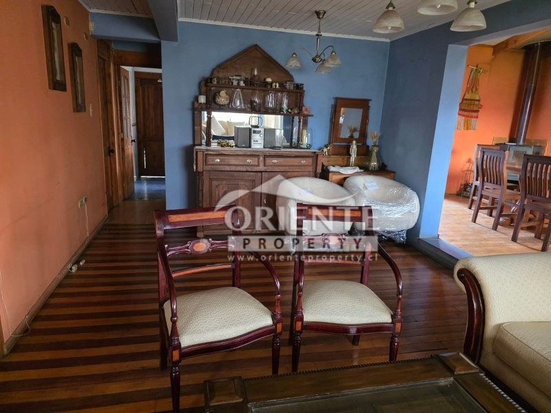 Local comercial en arriendo en Linares — foto 2