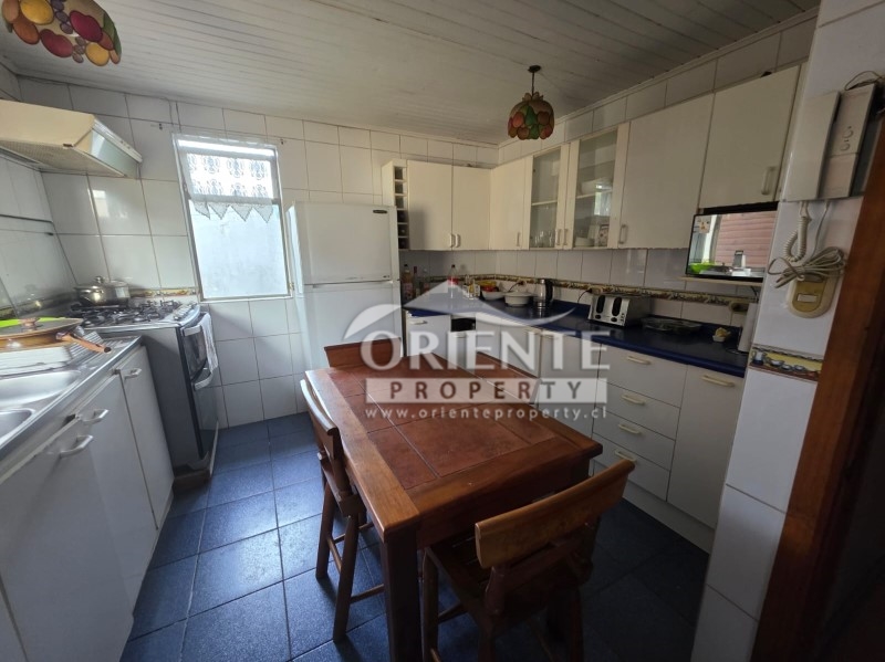 Local comercial en arriendo en Linares — foto 3