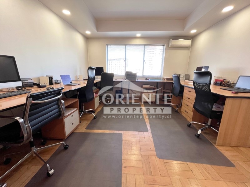 Oficina en arriendo en Providencia — foto 1