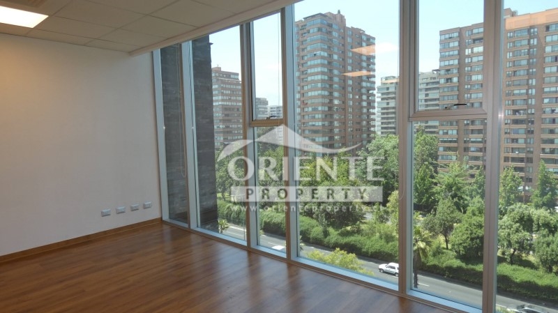 Oficina en arriendo en Vitacura — foto 2