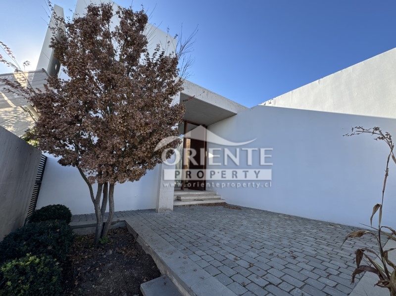 Casa en venta en Lo Barnechea — foto 2